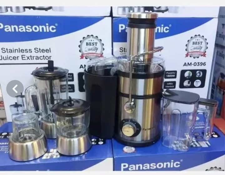 آبمیوه گیری پاناسونیک ۴ کاره پایه استیل مدل Rv0041
